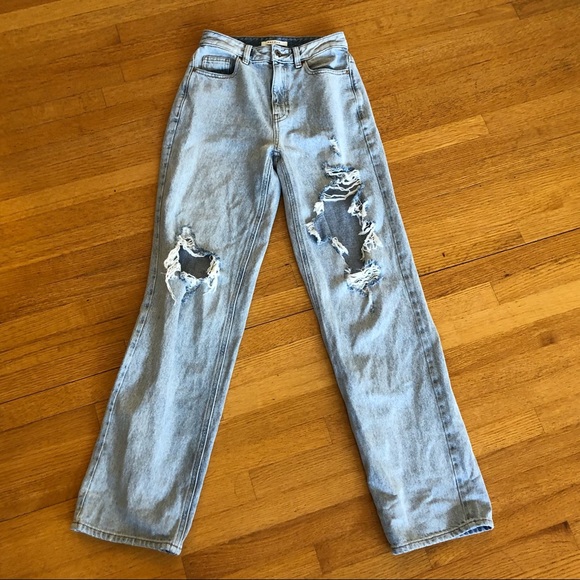 Pacsun 90’s Distressed/Ripped Light Washed Blue Boyfriend Jeans - Picture 7 of 8